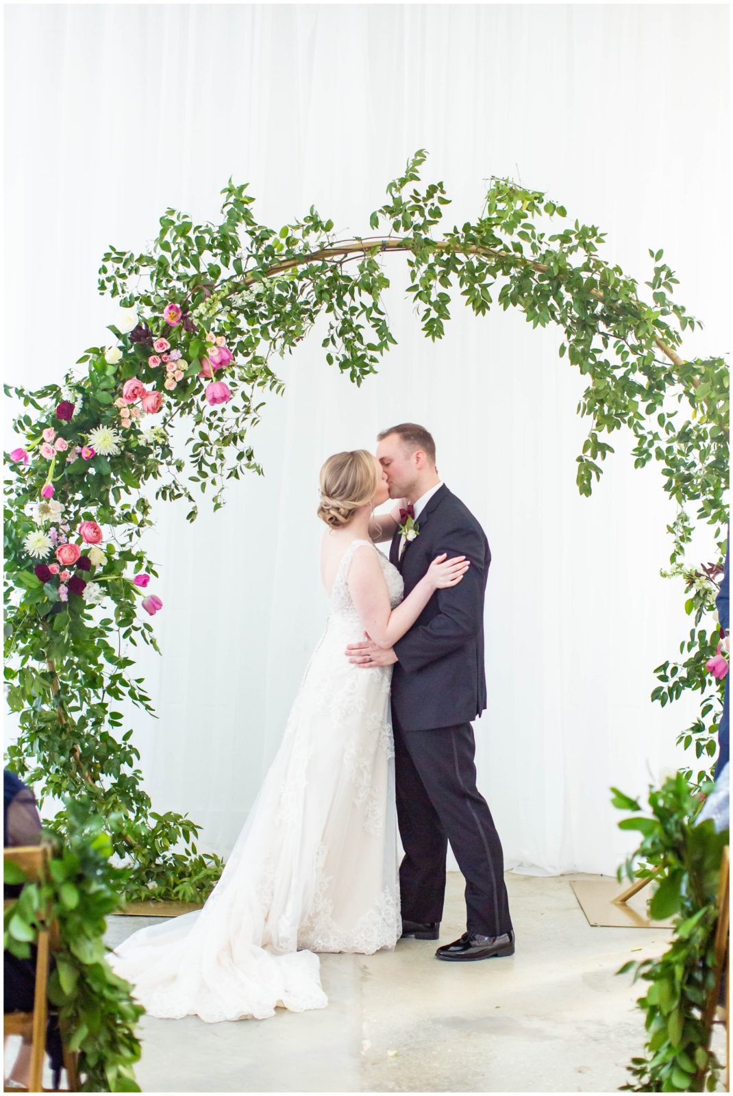 Romantic Blush + Burgundy Wedding at The Arbor Room | Hope Taylor ...