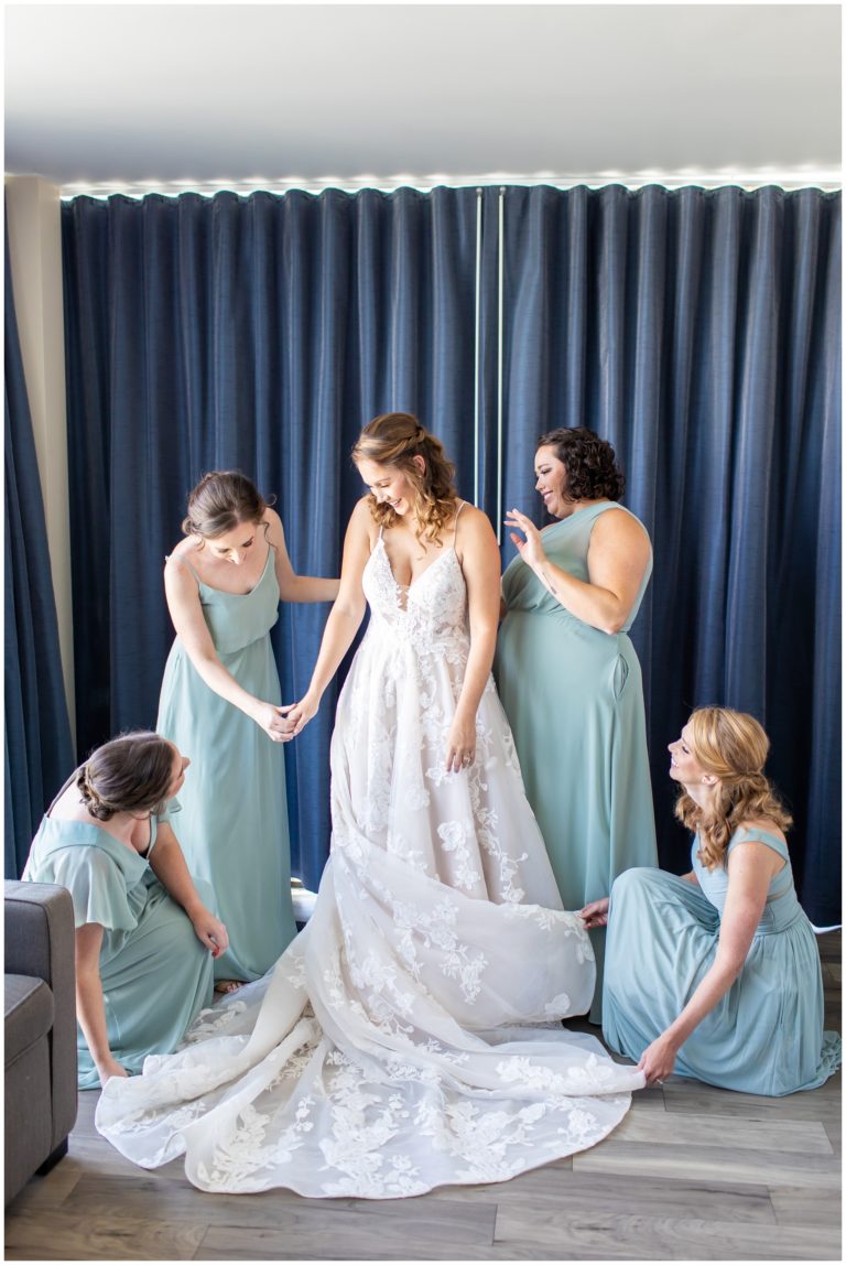 Sage Green Fall Wedding at Founder's Hall | Hope Taylor Photography